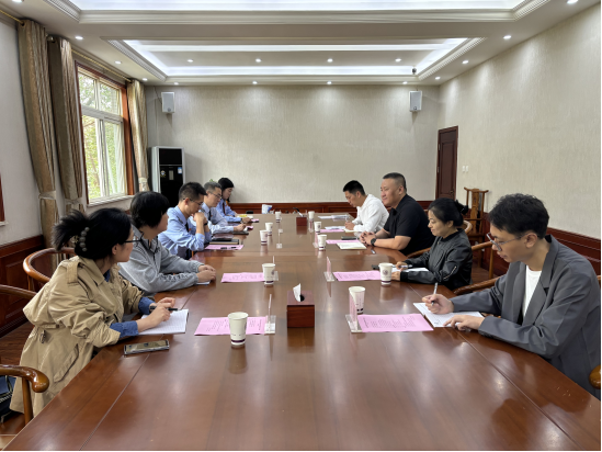 国家税务总局绵阳经济技术开发区税务局到学校调研大学生居民医疗保险参保工作